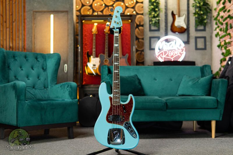 Fender 66 J Bass Journeyman RW ADB