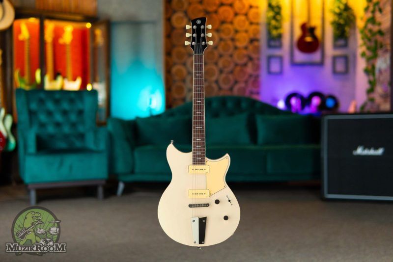 Yamaha Revstar RSS02T Vintage White