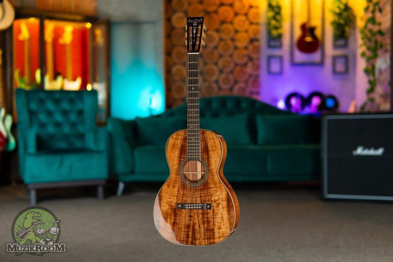 Martin Guitar Custom Shop 00 Koa
