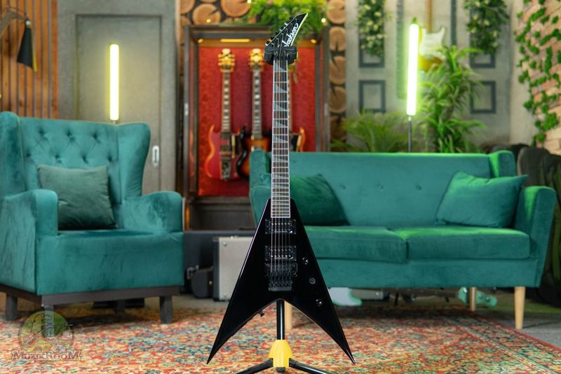 Jackson Pro KV King V Gloss Black