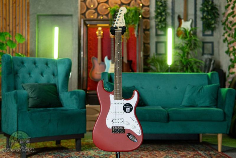 SQUIER DEBUT Stratocaster HSS LRL Dakota Red