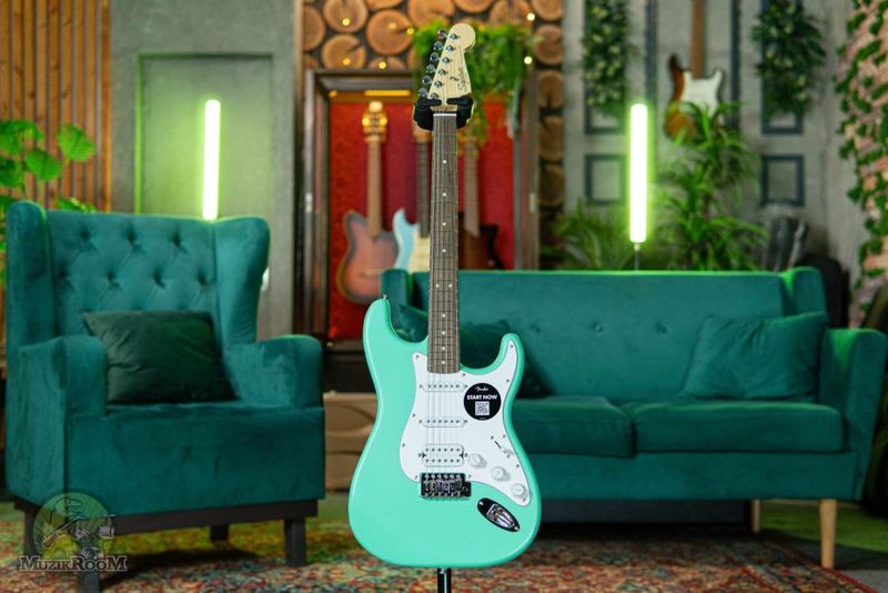 SQUIER DEBUT Stratocaster HSS LRL Sea Foam Green