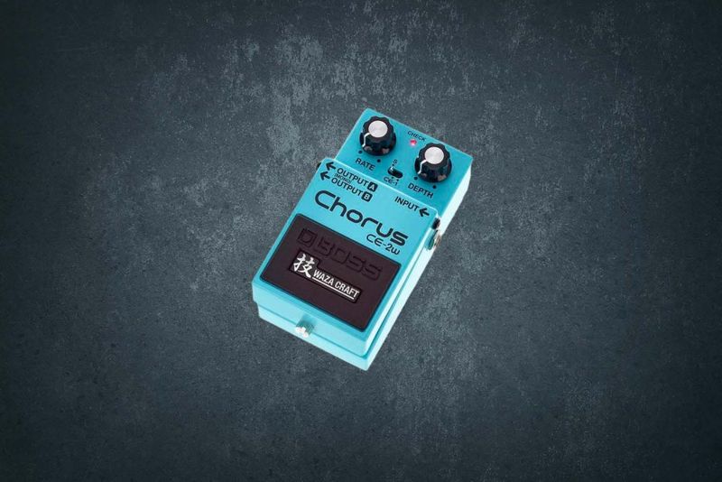 Boss CE-2w