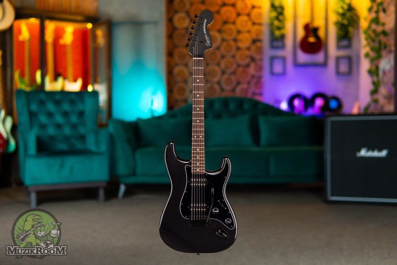Squier Affinity Stratocaster HH LRL BPG Metallic Black
