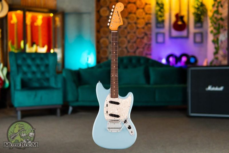 Fender Vintera III Mid '60s Mustang Sonic Blue