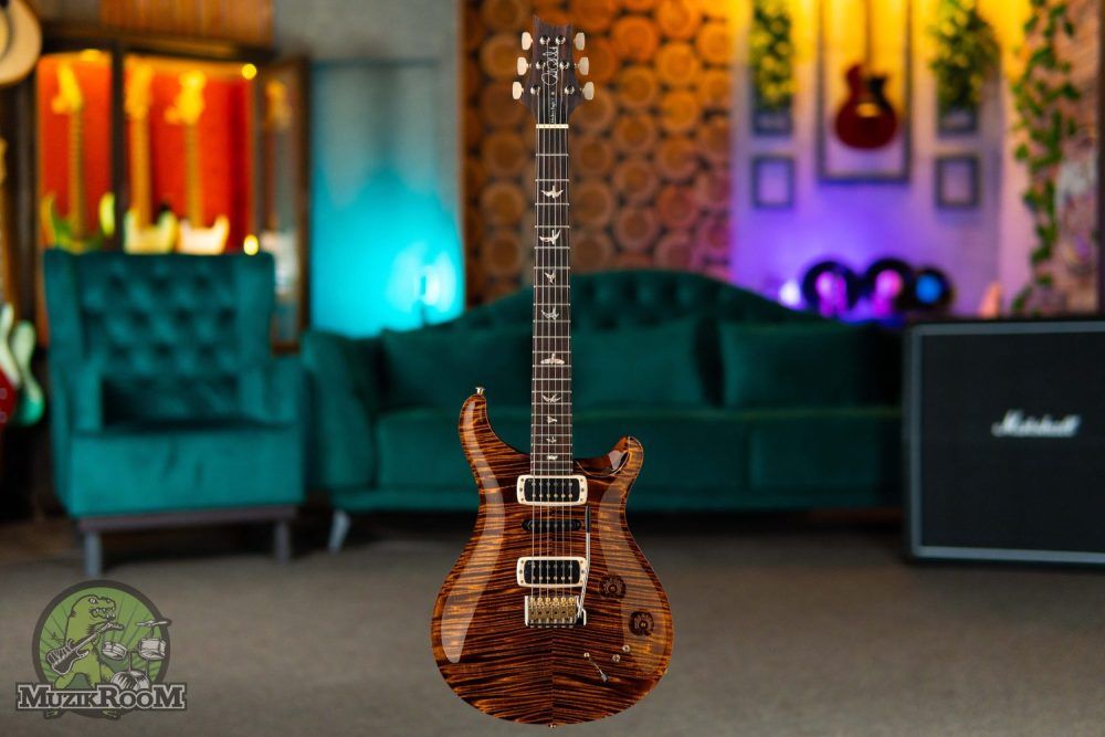 PRS Modern Eagle V Black Gold