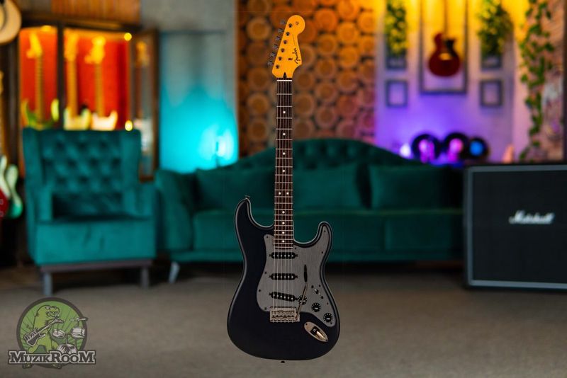 Fender MIJ Hybrid II Stratocaster RW Matte Phantom Black, электрогитара