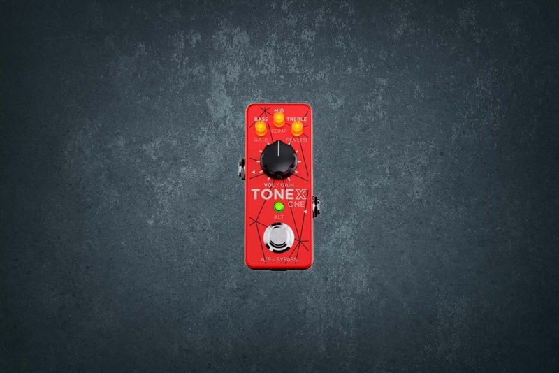 IK Multimedia ToneX One RED Ltd Edition