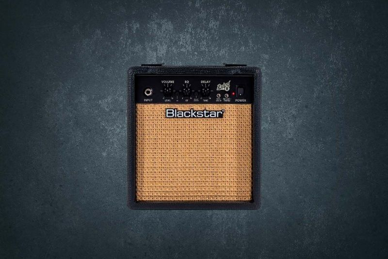 Blackstar Debut 10E BK