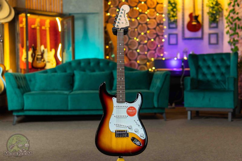 Squier Affinity  Stratocaster LRL 3-Color Sunburst