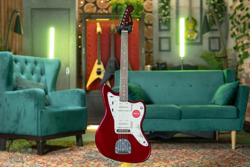 Squier Classic Vibe 60s Jazzmaster LRL Candy Apple Red