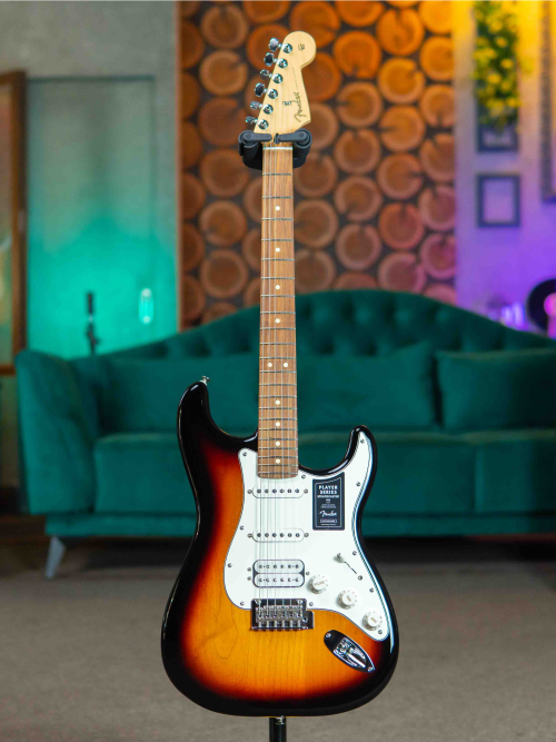 Fender Player Stratocaster HSS PF 3-Color Sunburst