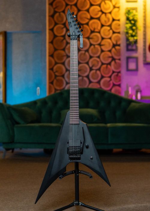 ESP LTD Arrow BKM BLKS