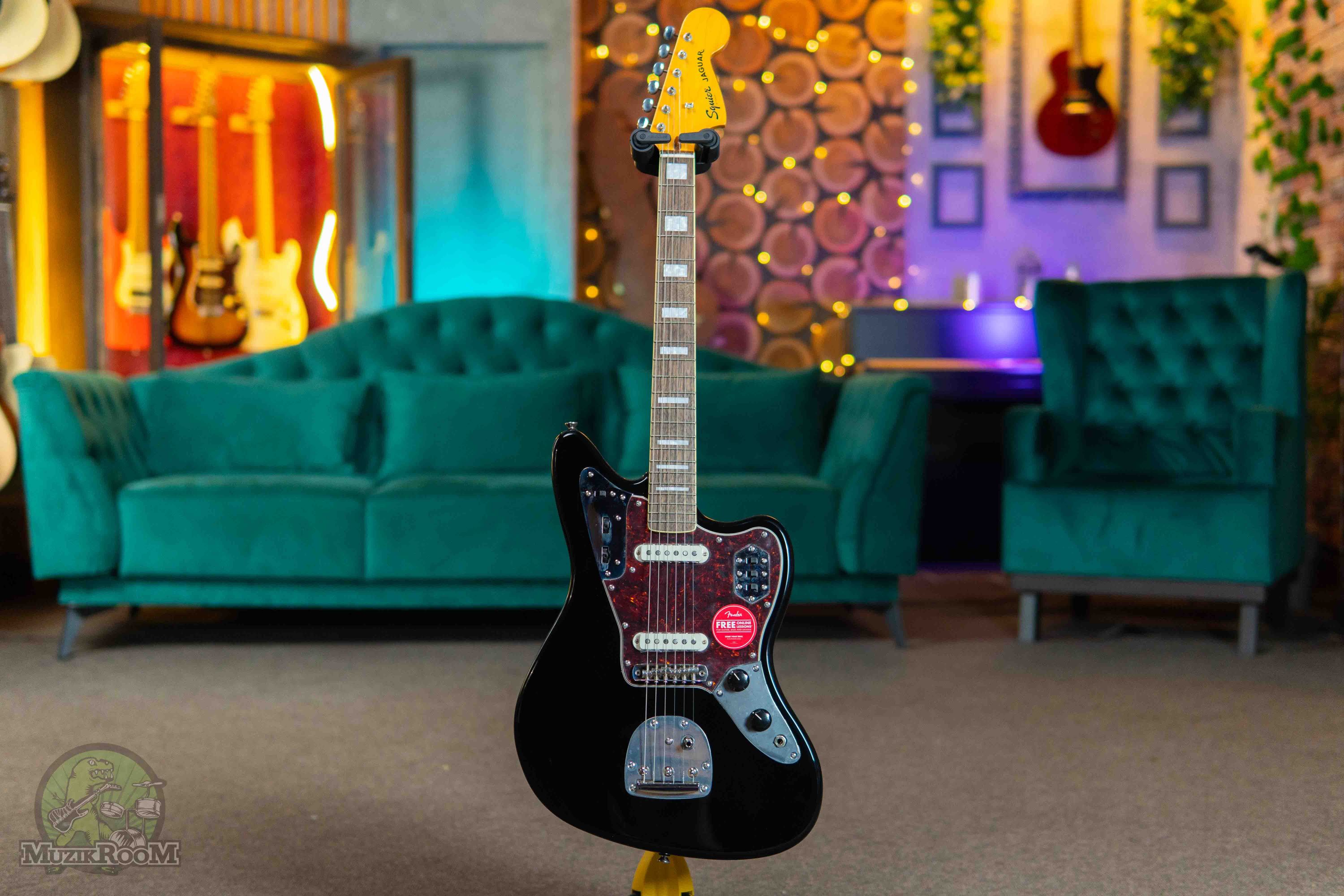 Squier Classic Vibe '70s Jaguar Black