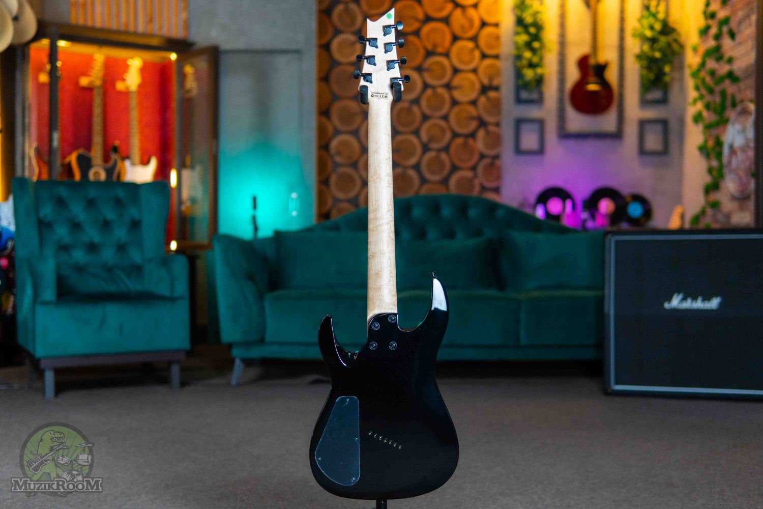Музыкальный магазин Muzik Room - купить музыкальные инструменты и ...