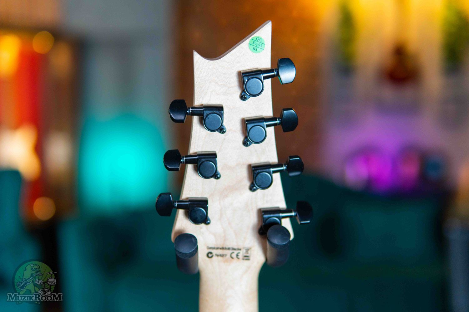 Музыкальный магазин Muzik Room - купить музыкальные инструменты и ...