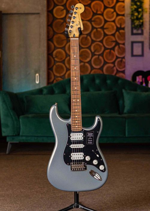 Fender Player Stratocaster HSH PF Silver