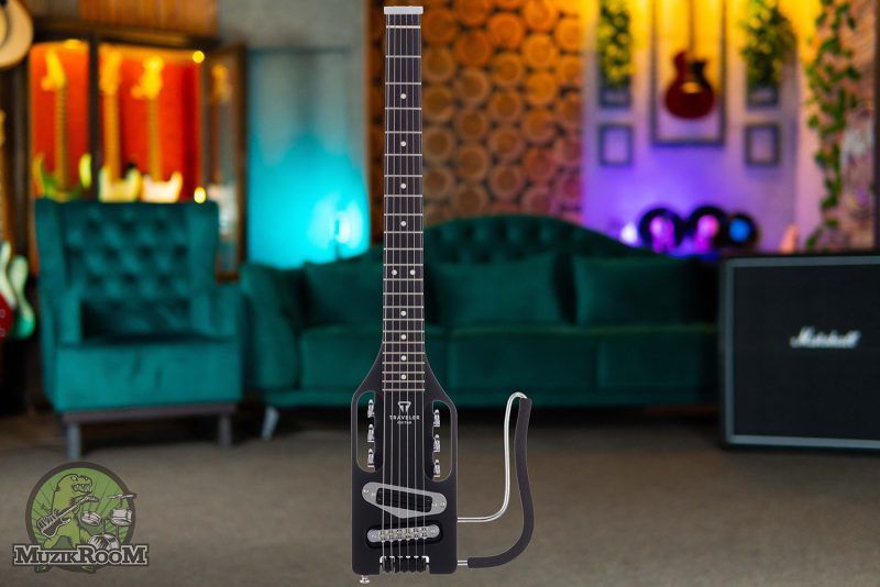 Traveler Guitar Electric Ultra Light Black