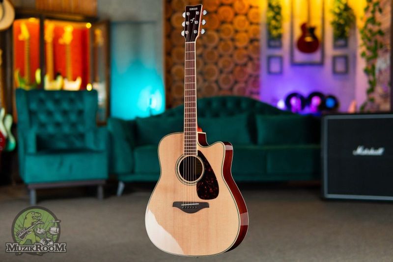 Yamaha FGX 830 C NT Natural