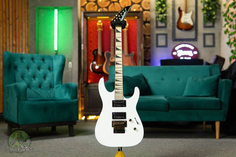 Jackson X Series Soloist SLXM DX MN Snow White