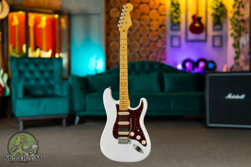 Fender American Ultra Stratocaster HSS MN Arctic Pearl