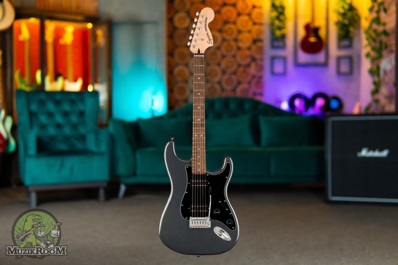 Squier Affinity Stratocaster HH LRL Charcoal Frost Metallic