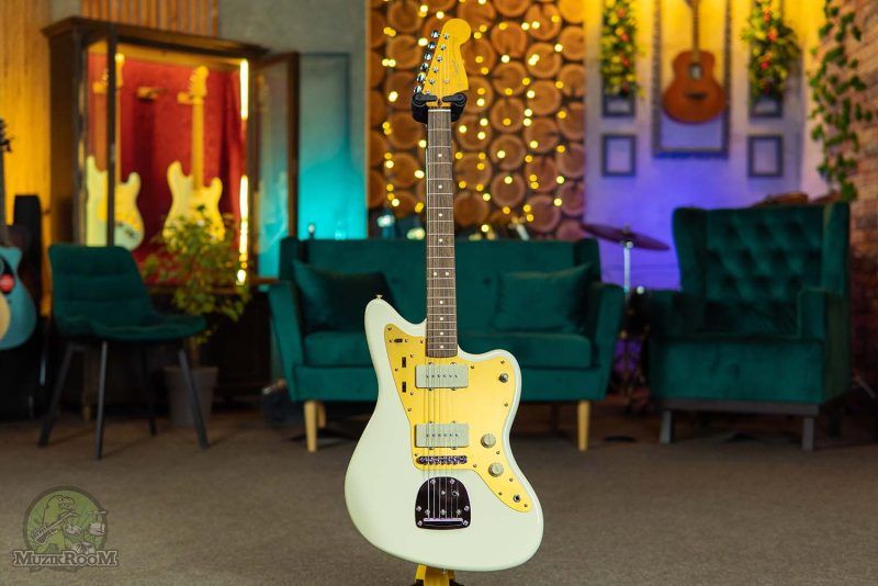 Squier J.Mascis Jazzmaster Vintage White