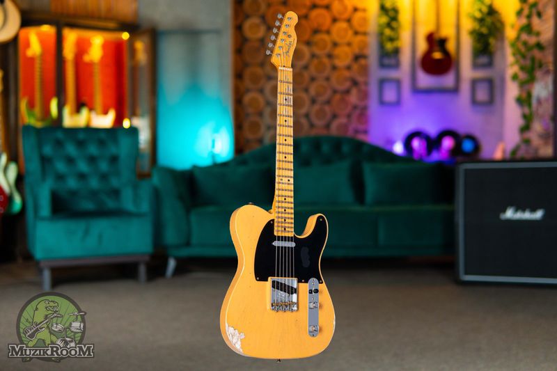 Fender '52 Telecaster Relic MN Aged Nocaster Blonde