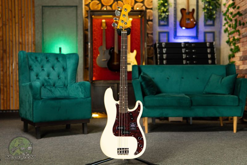 Fender Vintera II '60s Precision Bass RW Olympic White