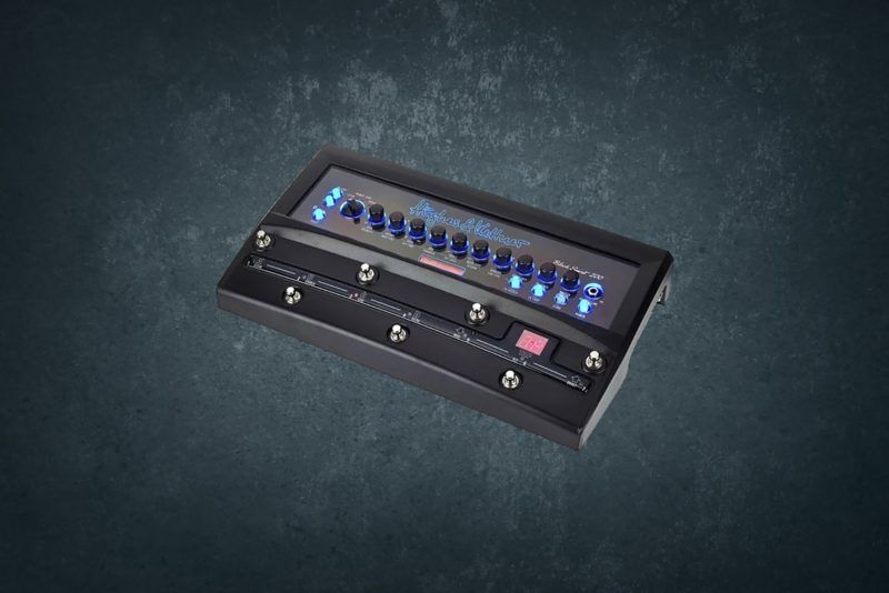 Hughes&Kettner Black Spirit 200 Floor