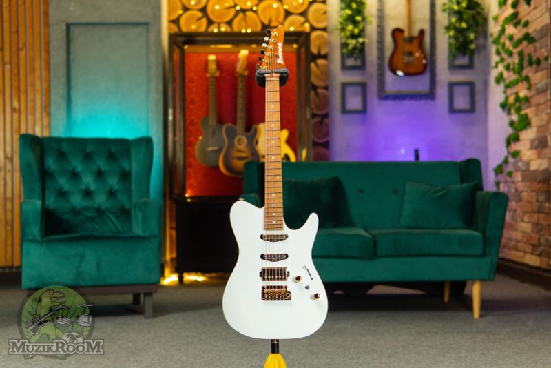 Ibanez Lari Basilio LB1-WH White
