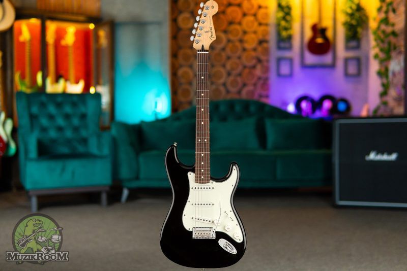 Fender Player Stratocaster PF Black