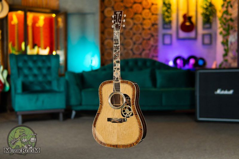 Martin Guitars D-200 Deluxe