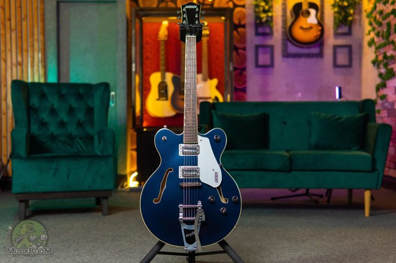 Gretsch G5622T Electromatic Center Block Double-Cut Bigsby Midnight Sapphire