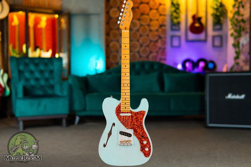 Fender LTD American Professional II Telecaster Thinline Daphne Blue