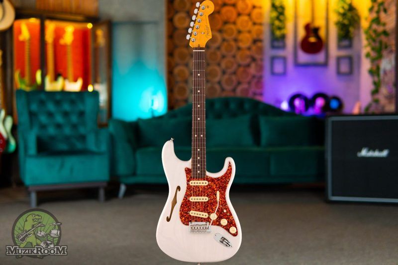 Fender LTD American Professional II Strat Thinline White Blonde