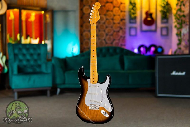 Fender Anniversary American Vintage II 1954 Stratocaster 2-Colour Sunburst