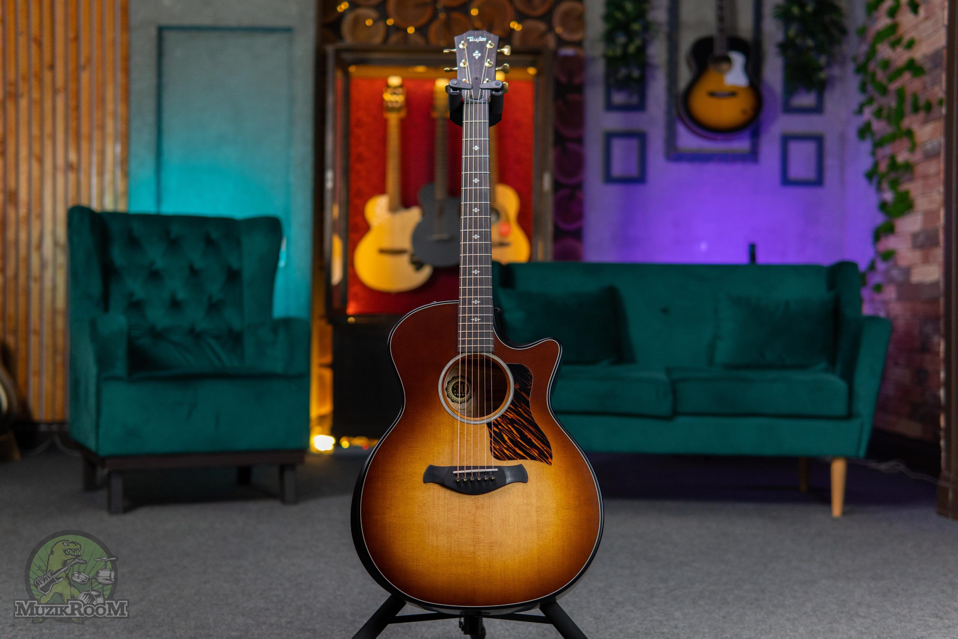 Taylor 50th Anniversary Builder's Edition 314ce LTD Kona Burst