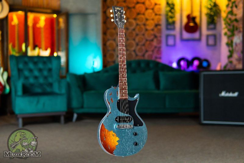 Vintage Icon V120MRGHB Distressed Blue over Sunburst