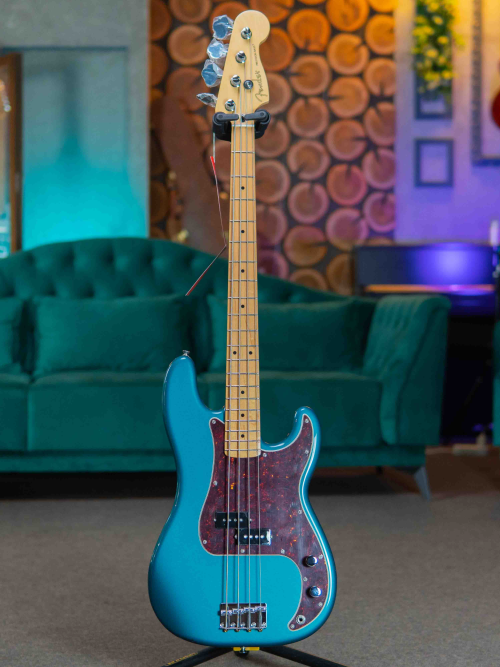 Fender Limited Edition Player Precision Bass MN Ocean Turquoise