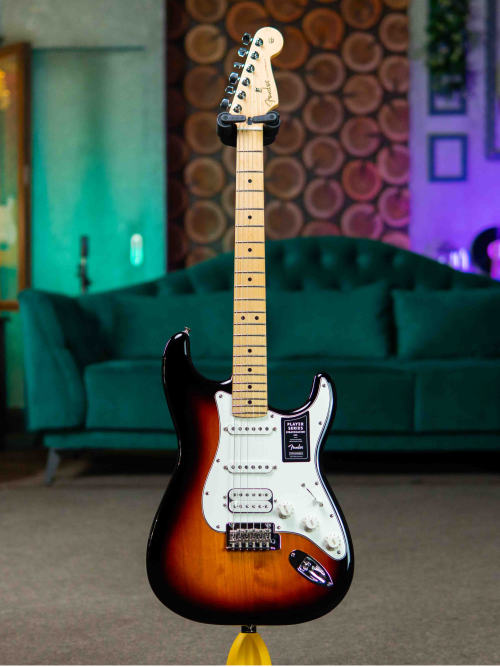 Fender Player Stratocaster HSS MN 3-Color Sunburst