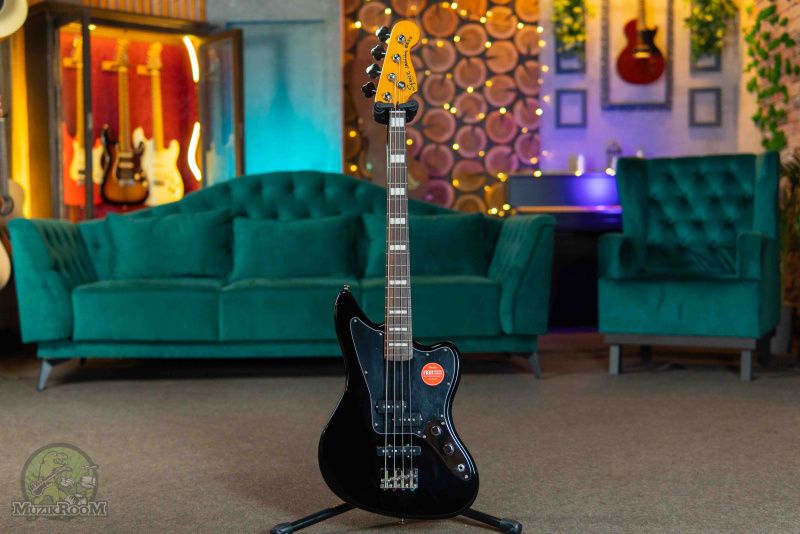 Squier Classic Vibe Jaguar Bass IL Black