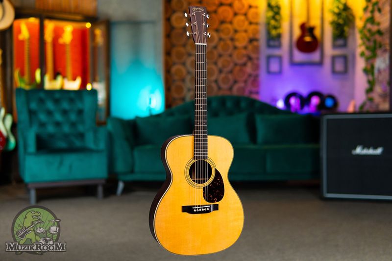 Martin Guitars OM-28E LRB