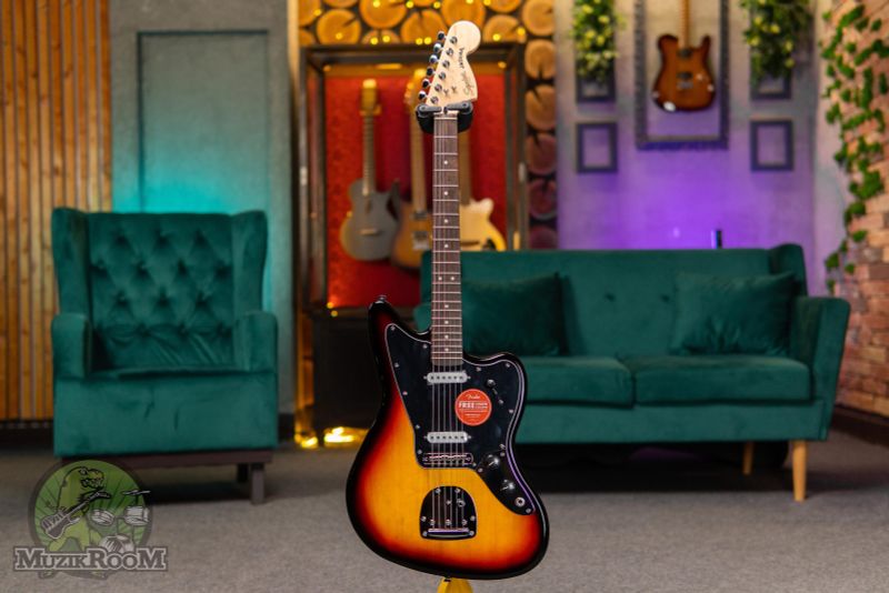 Squier Affinity Jaguar 3-Color Sunburst
