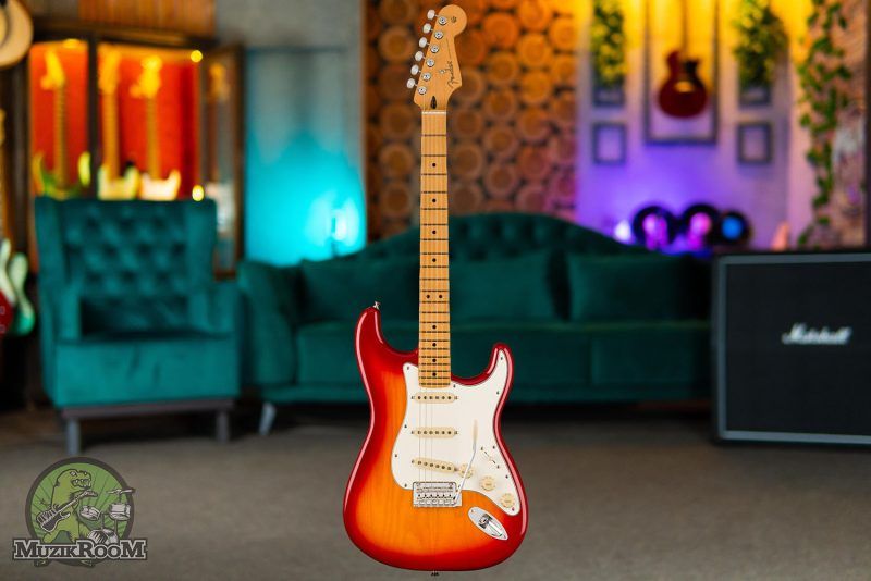 Fender Player II Stratocaster MN Aged Cherry Burst