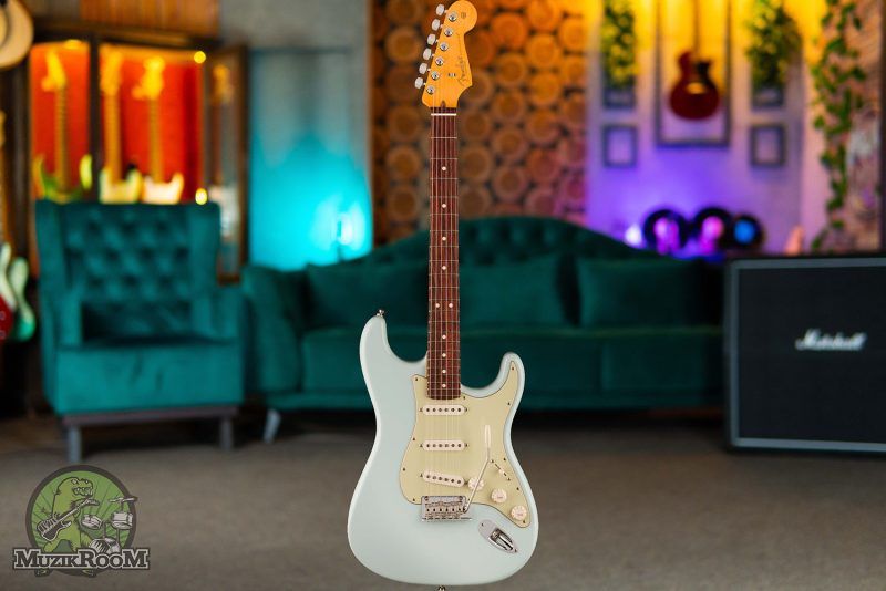 Fender Delux American Professional II Stratocaster RW Sonic Blue