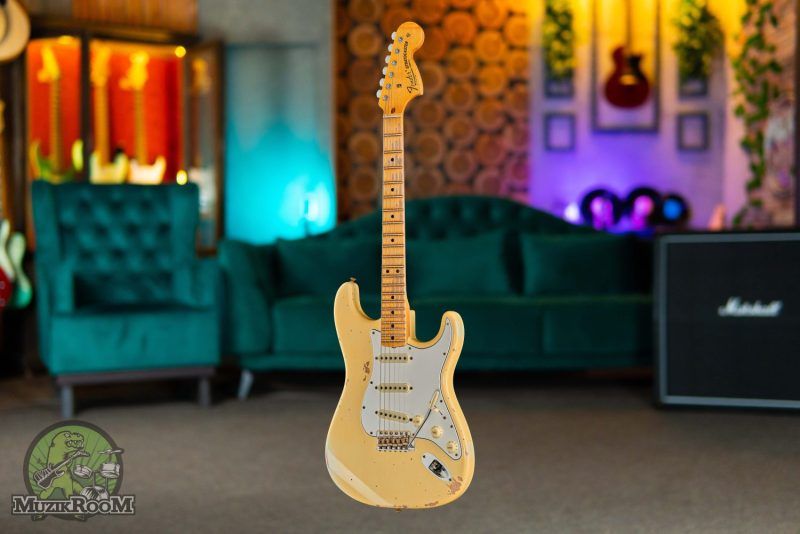 Fender LTD 1969 Stratocaster Heavy Relic Aged Vintage White