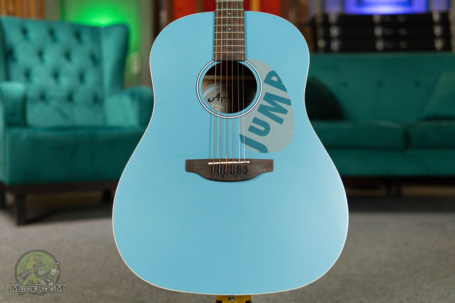 Музыкальный магазин Muzik Room - купить музыкальные инструменты и ...