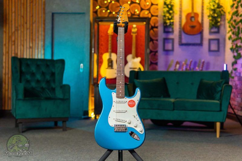 Squier Classic Vibe '60s Stratocaster IL Lake Placid Blue