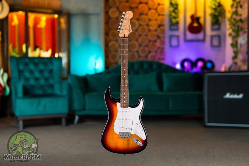 Fender Standard Stratocaster LRL 3-Color Sunburst